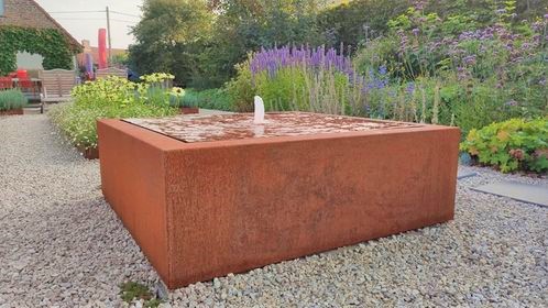 corten watertafels Vierkante Watertafel met fontein Cortenstaal